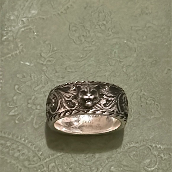 Gucci Feline Head Sterling Silver Ring - Picture 4 of 10